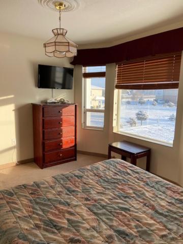 Western Budget Motel West Red Deer Exterior photo